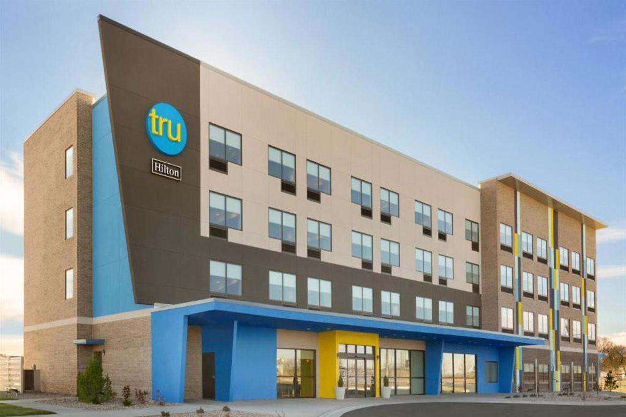 Tru By Hilton Cheyenne Hotel Екстериор снимка