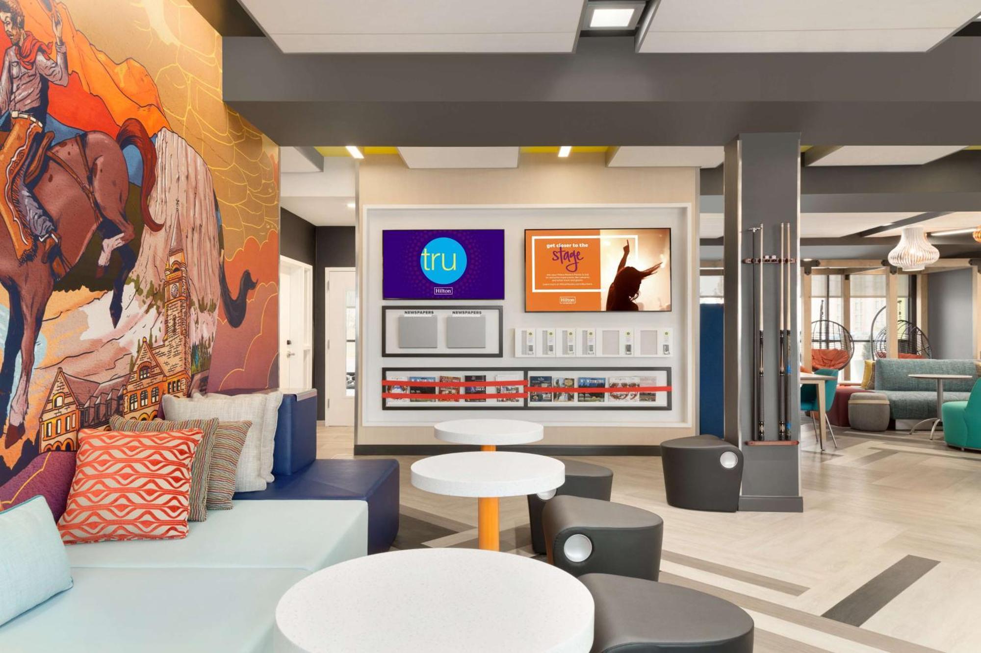 Tru By Hilton Cheyenne Hotel Екстериор снимка